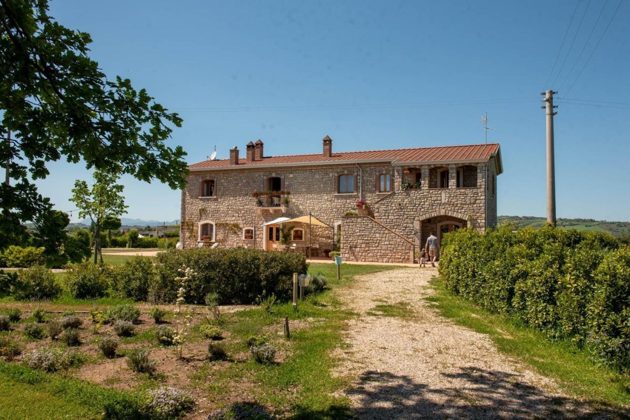 Masseria Fontana Dei Fieri Пиетрелчина Екстериор снимка